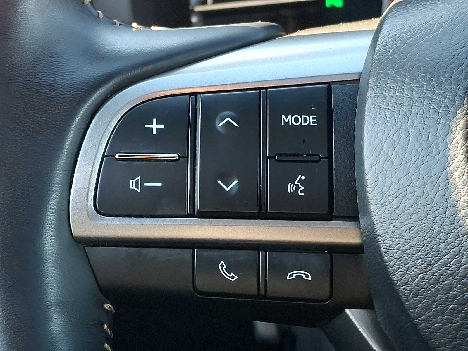 Thumbnail: 2023 Lexus GX - 19