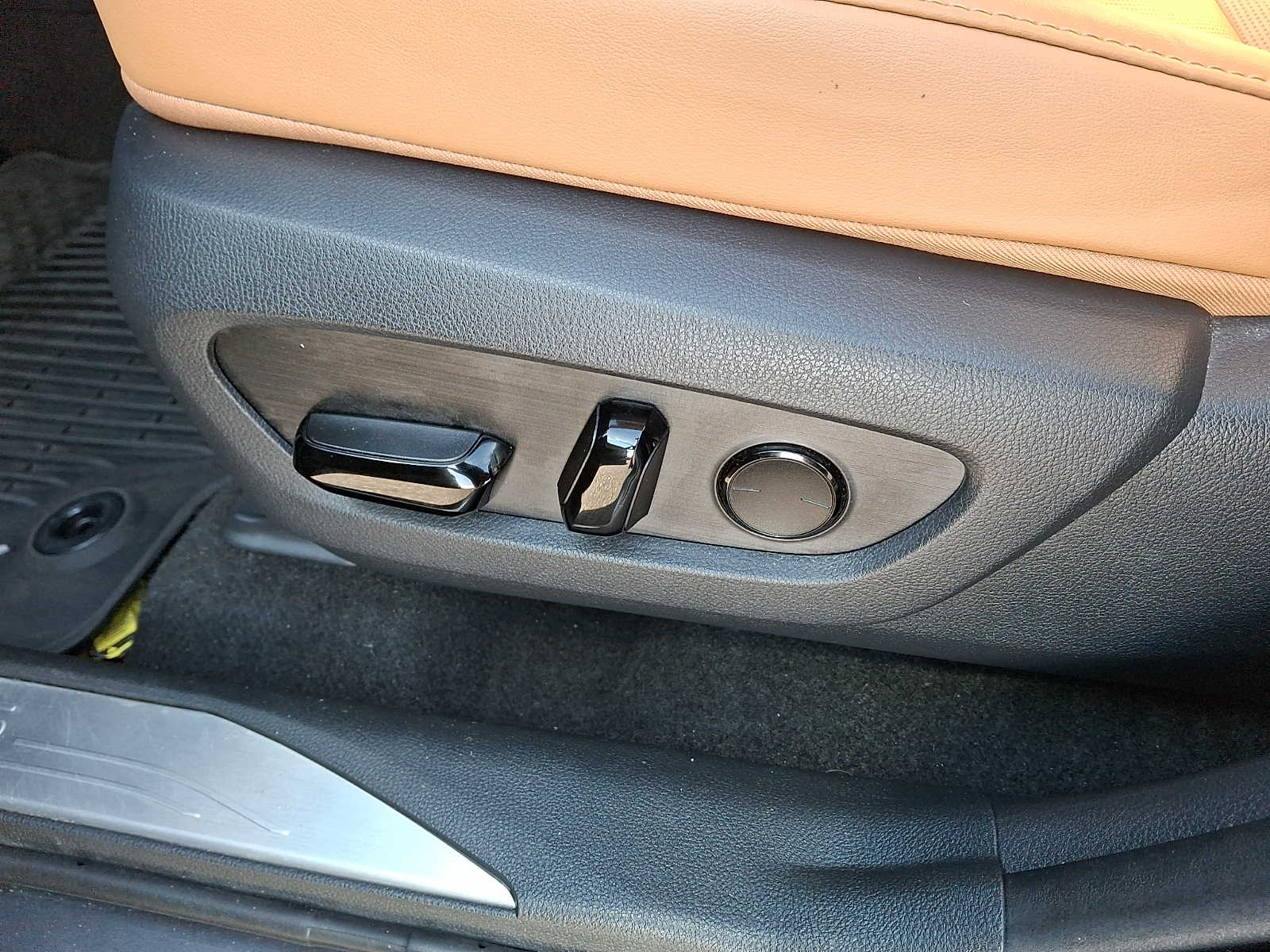 Thumbnail: 2023 Lexus NX - 11