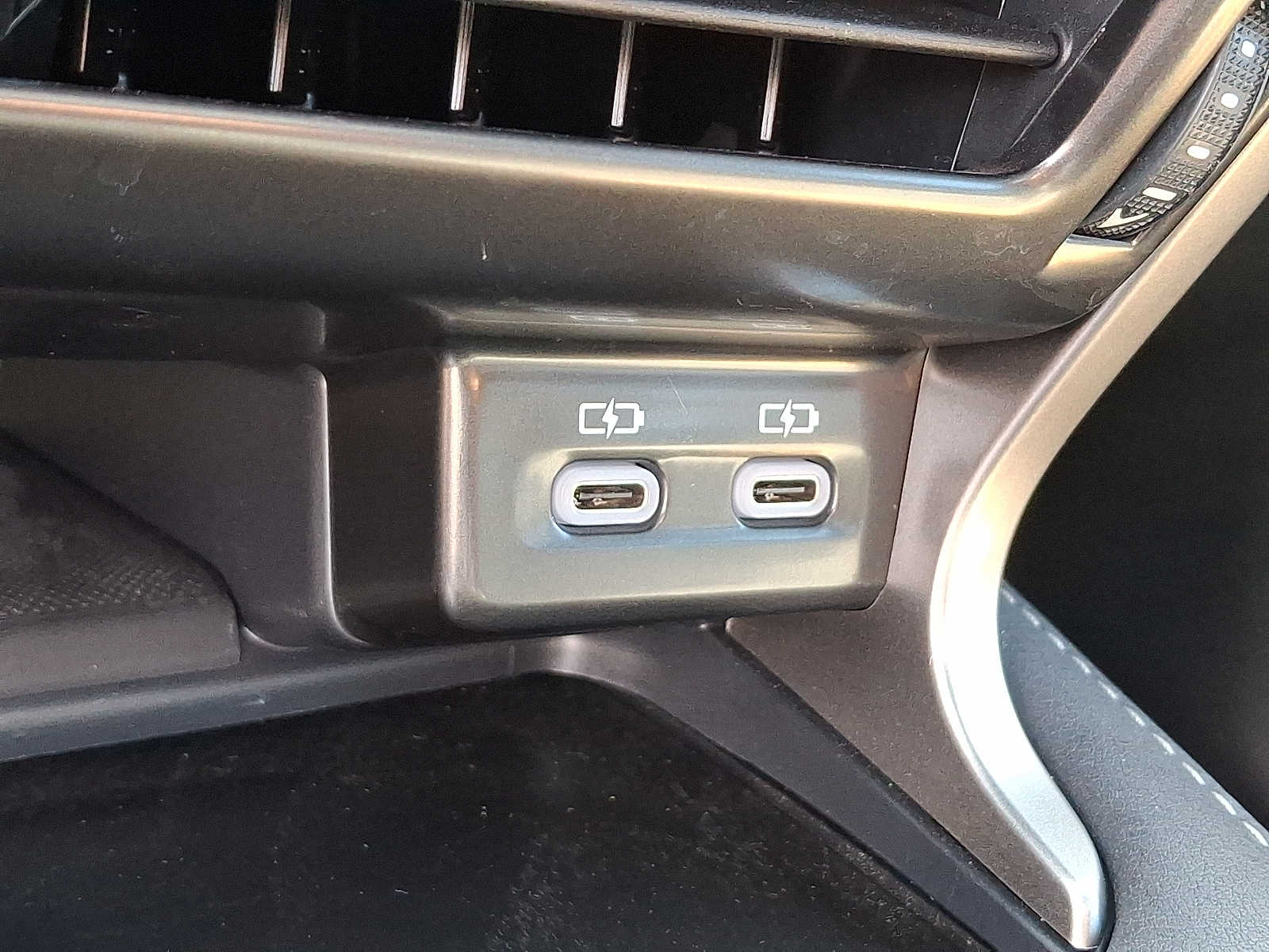 Thumbnail: 2023 Lexus RX - 21