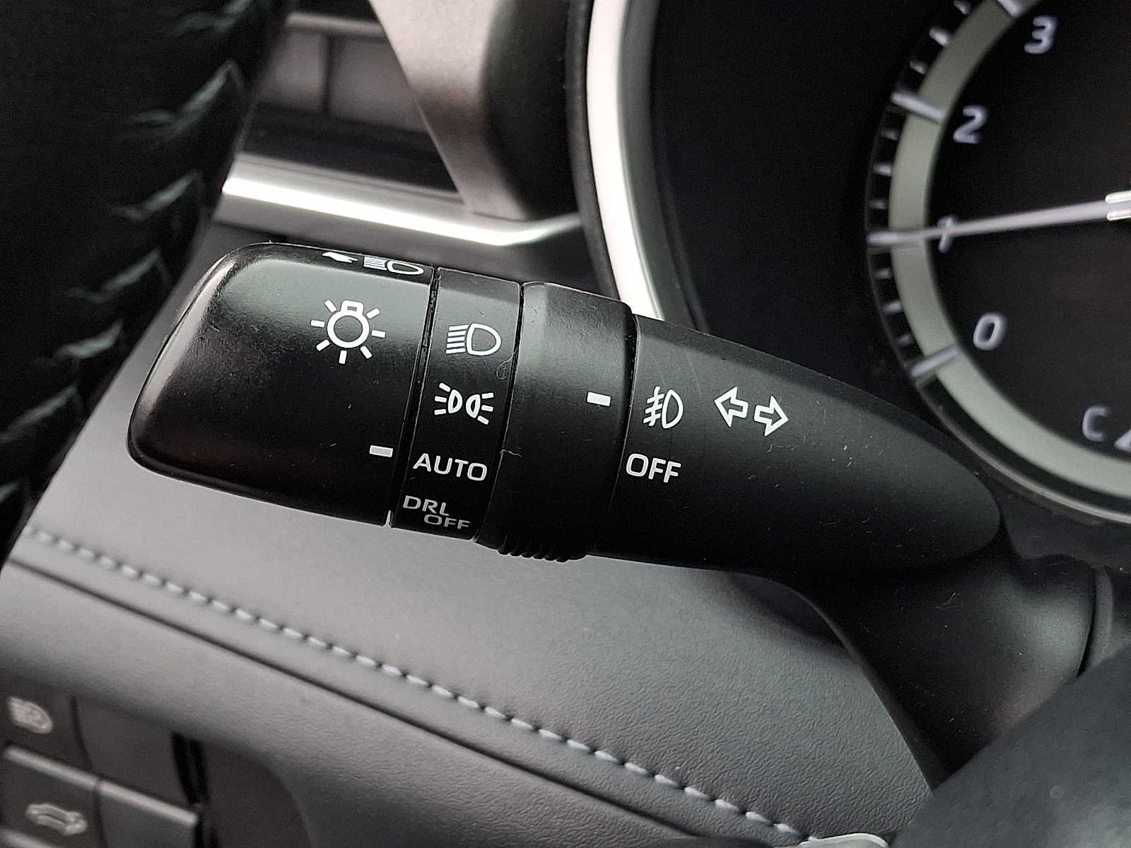 Thumbnail: 2022 Toyota Highlander - 24