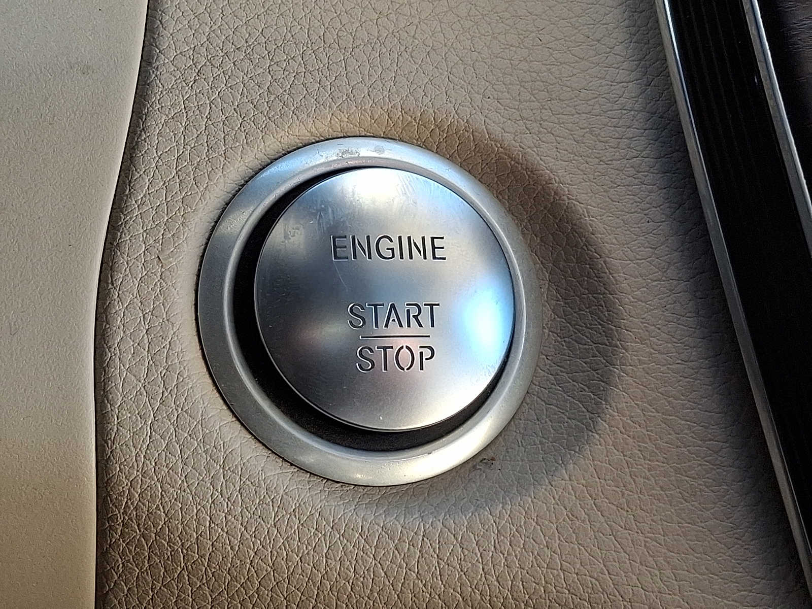 Thumbnail: 2019 Mercedes-Benz GLC - 18