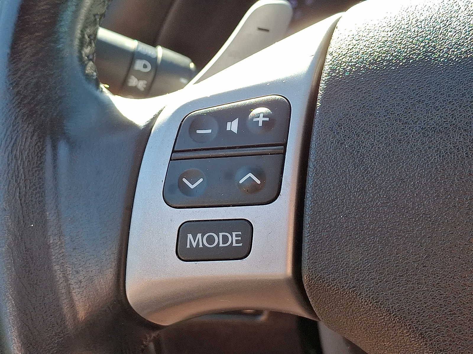 Thumbnail: 2011 Lexus IS - 18