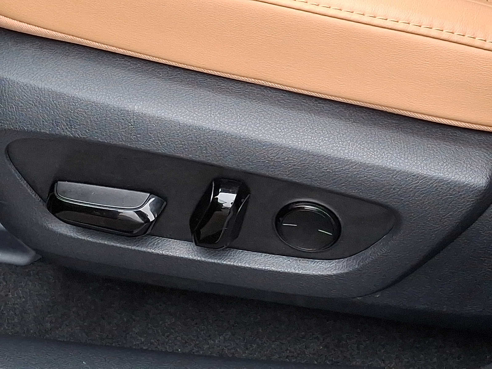 Thumbnail: 2024 Lexus RX - 11