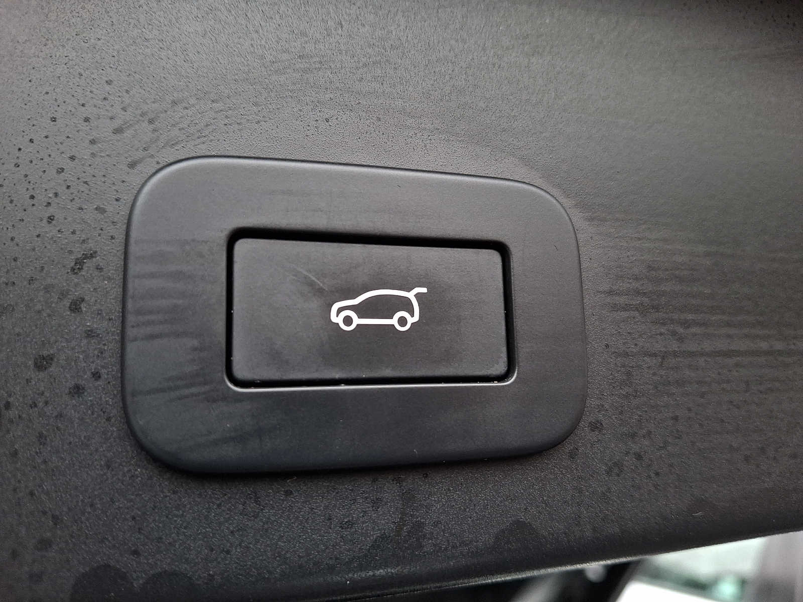 Thumbnail: 2024 Land Rover Range Rover Evoque - 27