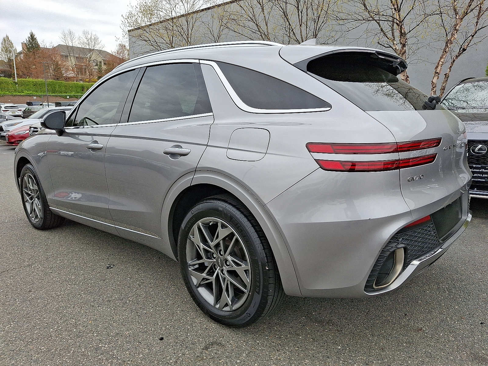 Thumbnail: 2022 Genesis GV70 - 6