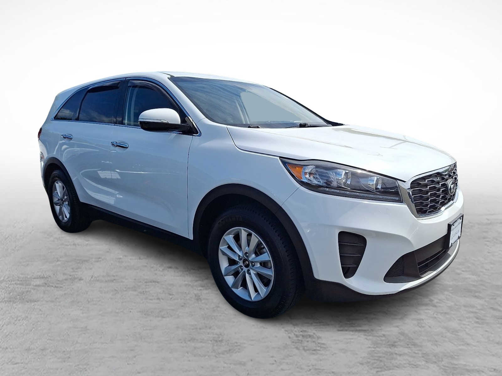 Thumbnail: 2019 Kia Sorento - 3