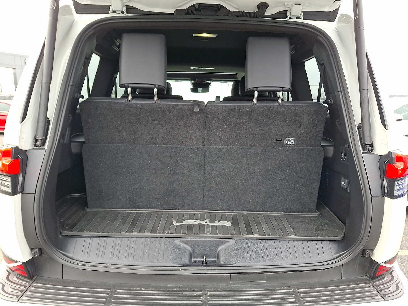 Thumbnail: 2025 Lexus GX - 27