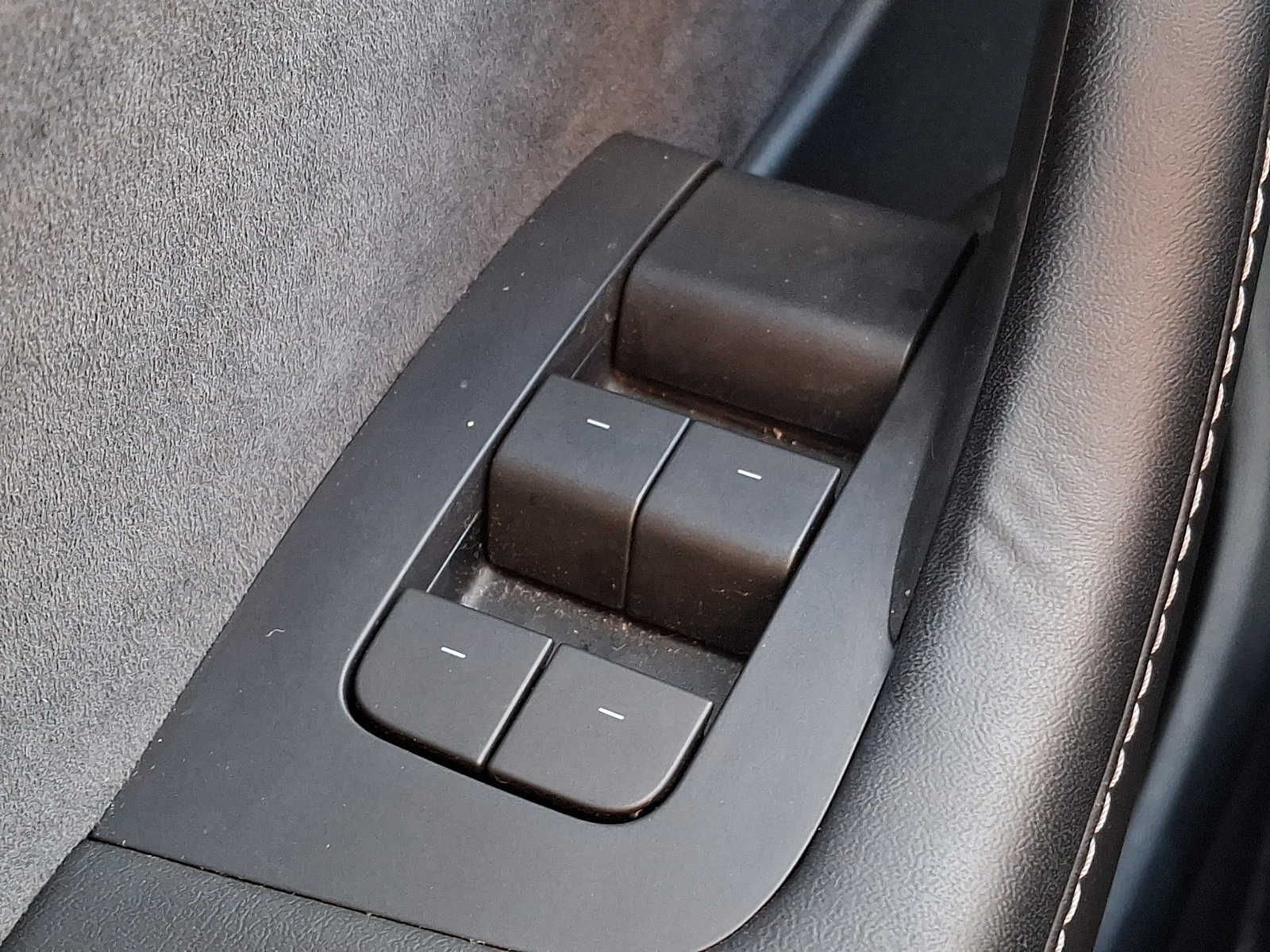 Thumbnail: 2023 Tesla Model Y - 21