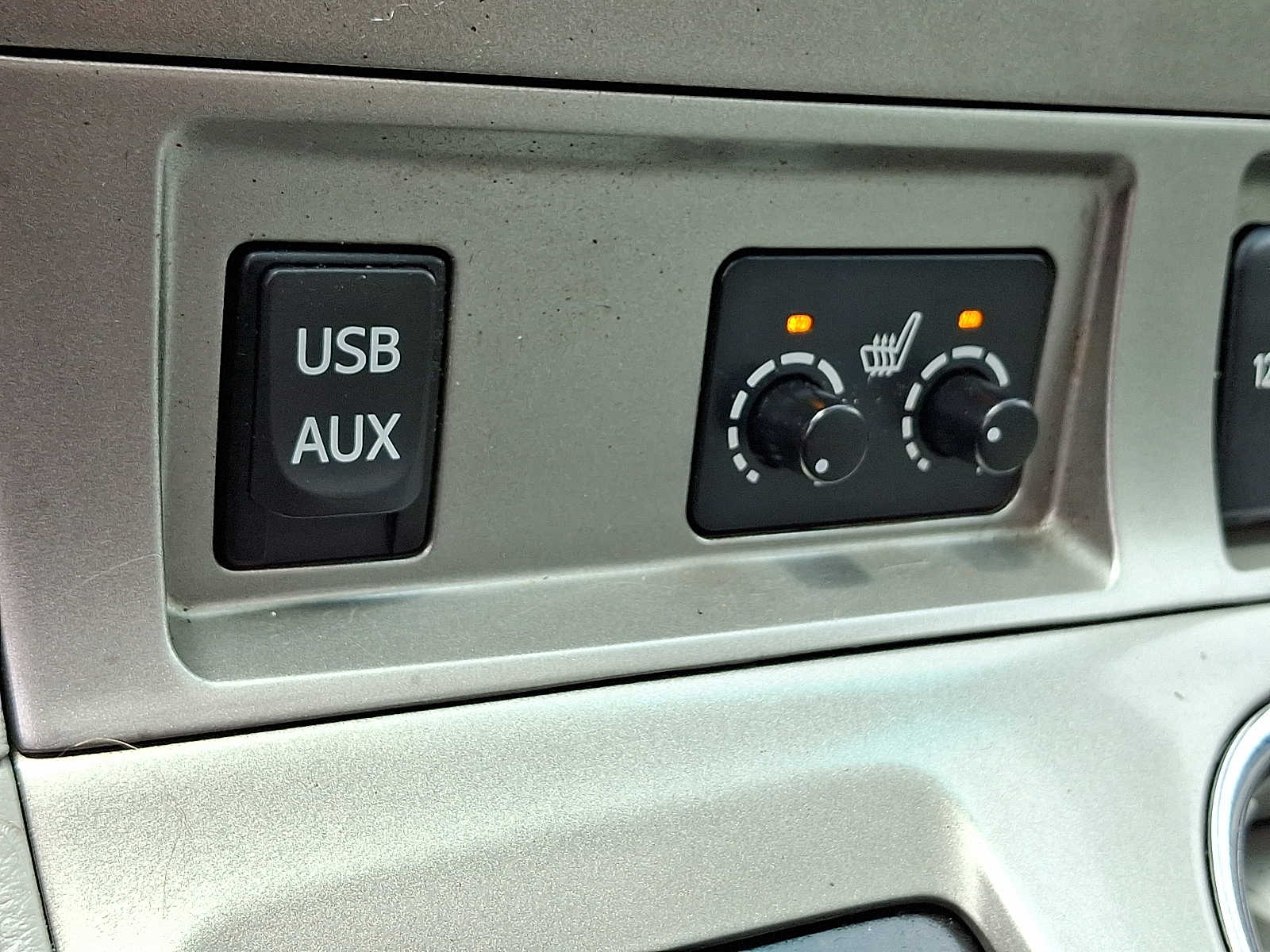 Thumbnail: 2011 Toyota Highlander - 24