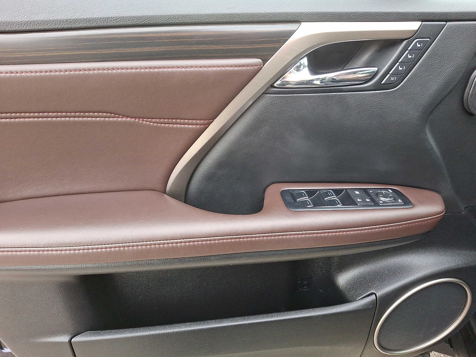 Thumbnail: 2017 Lexus RX - 8