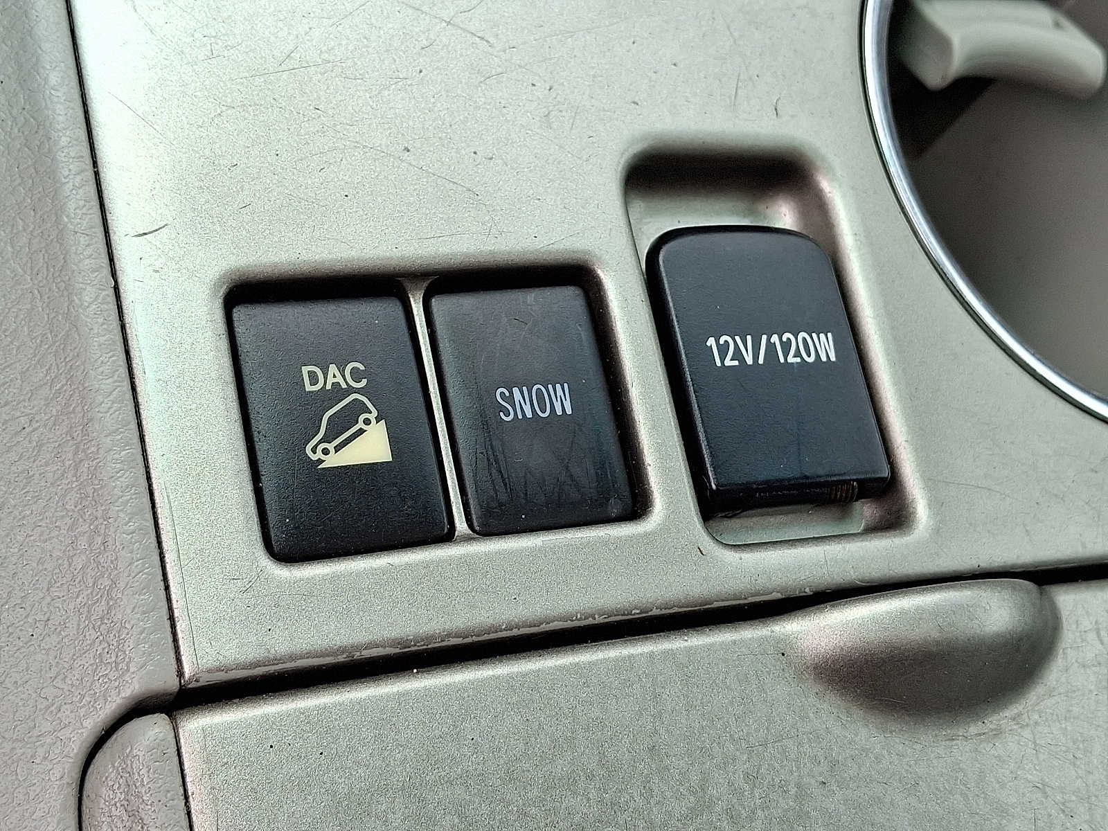Thumbnail: 2011 Toyota Highlander - 23