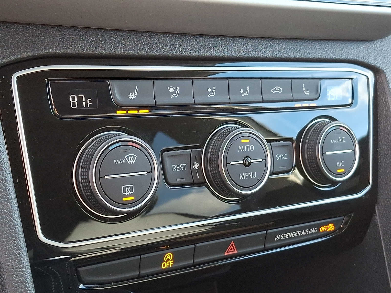 Thumbnail: 2022 Volkswagen Atlas - 15