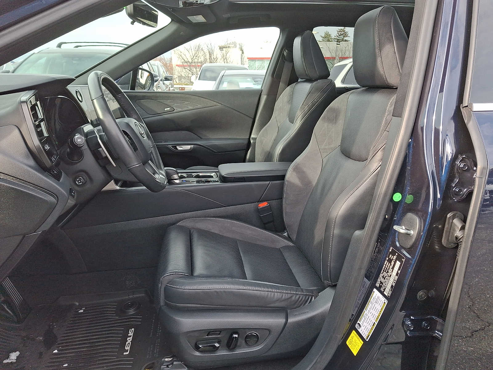 Thumbnail: 2024 Lexus RX - 10