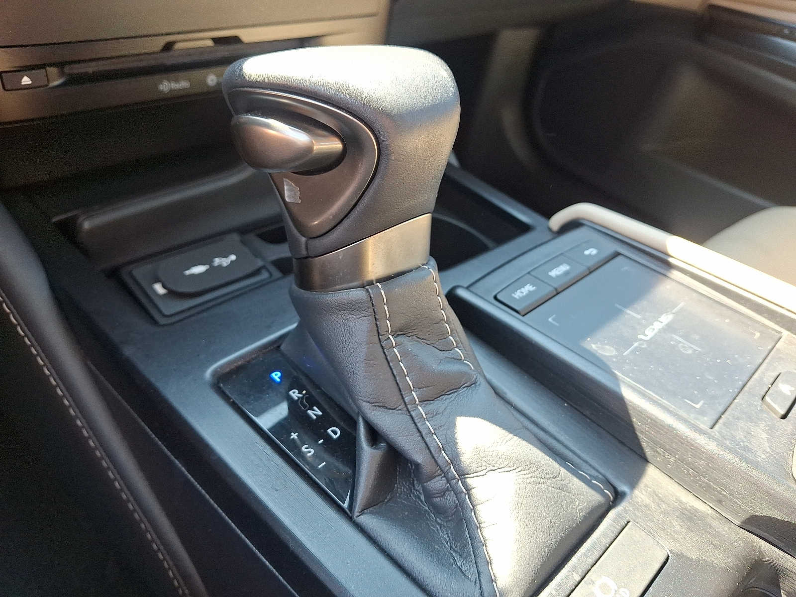 Thumbnail: 2019 Lexus ES - 13