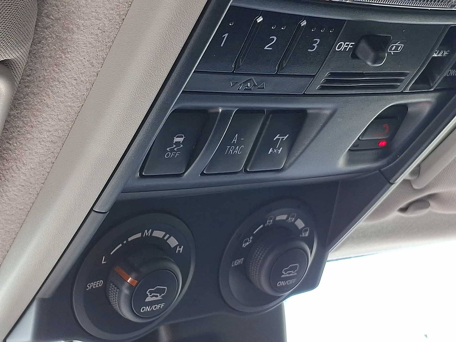 Thumbnail: 2021 Toyota 4Runner - 24