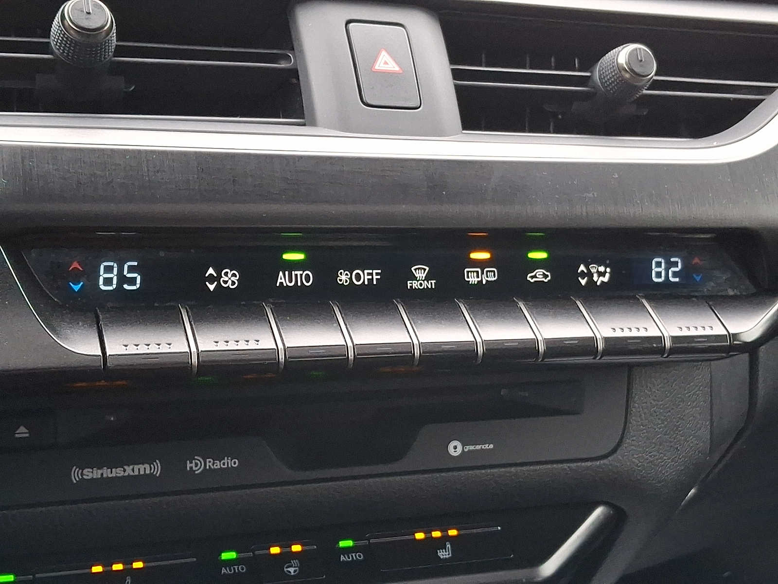 Thumbnail: 2019 Lexus UX - 14