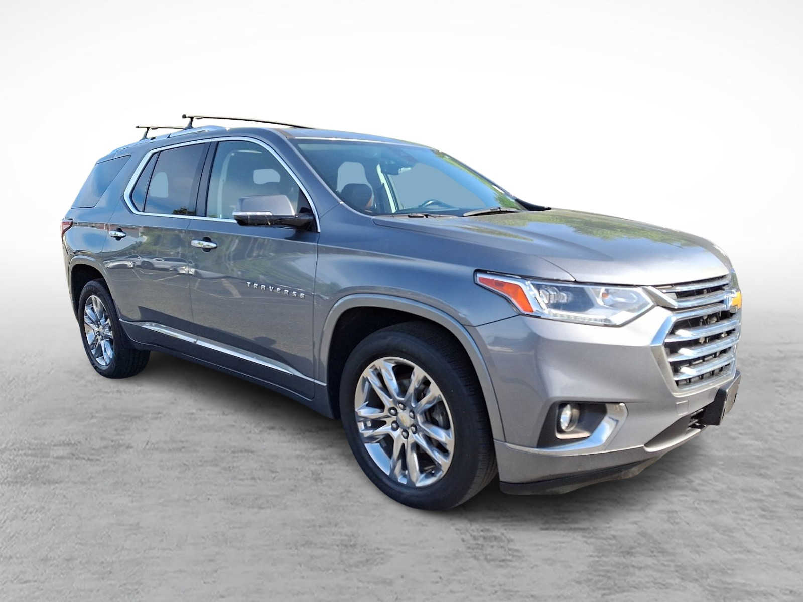 Thumbnail: 2018 Chevrolet Traverse - 3