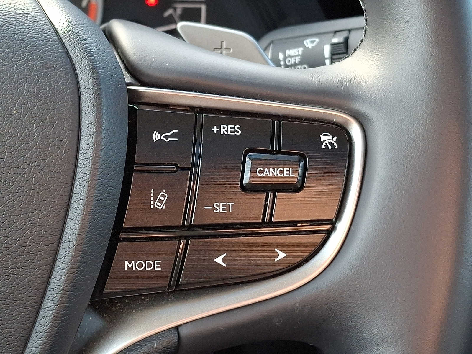 Thumbnail: 2025 Lexus ES - 20