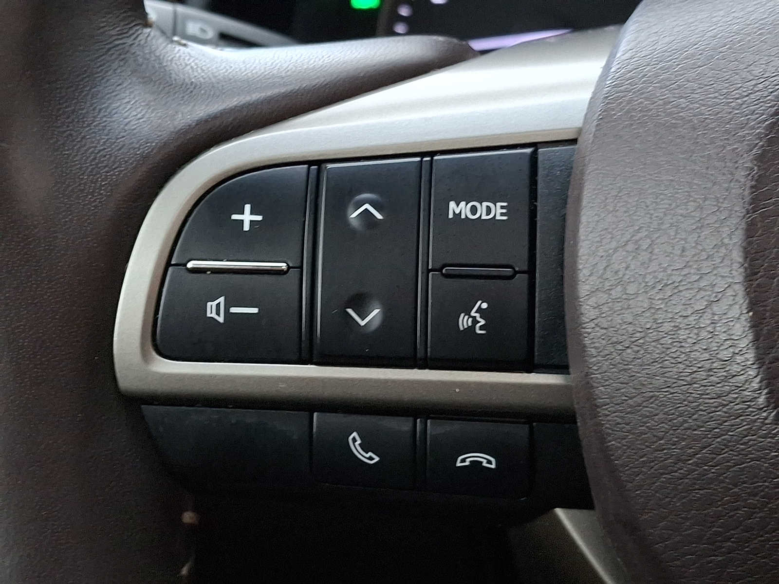 Thumbnail: 2019 Lexus RX - 18