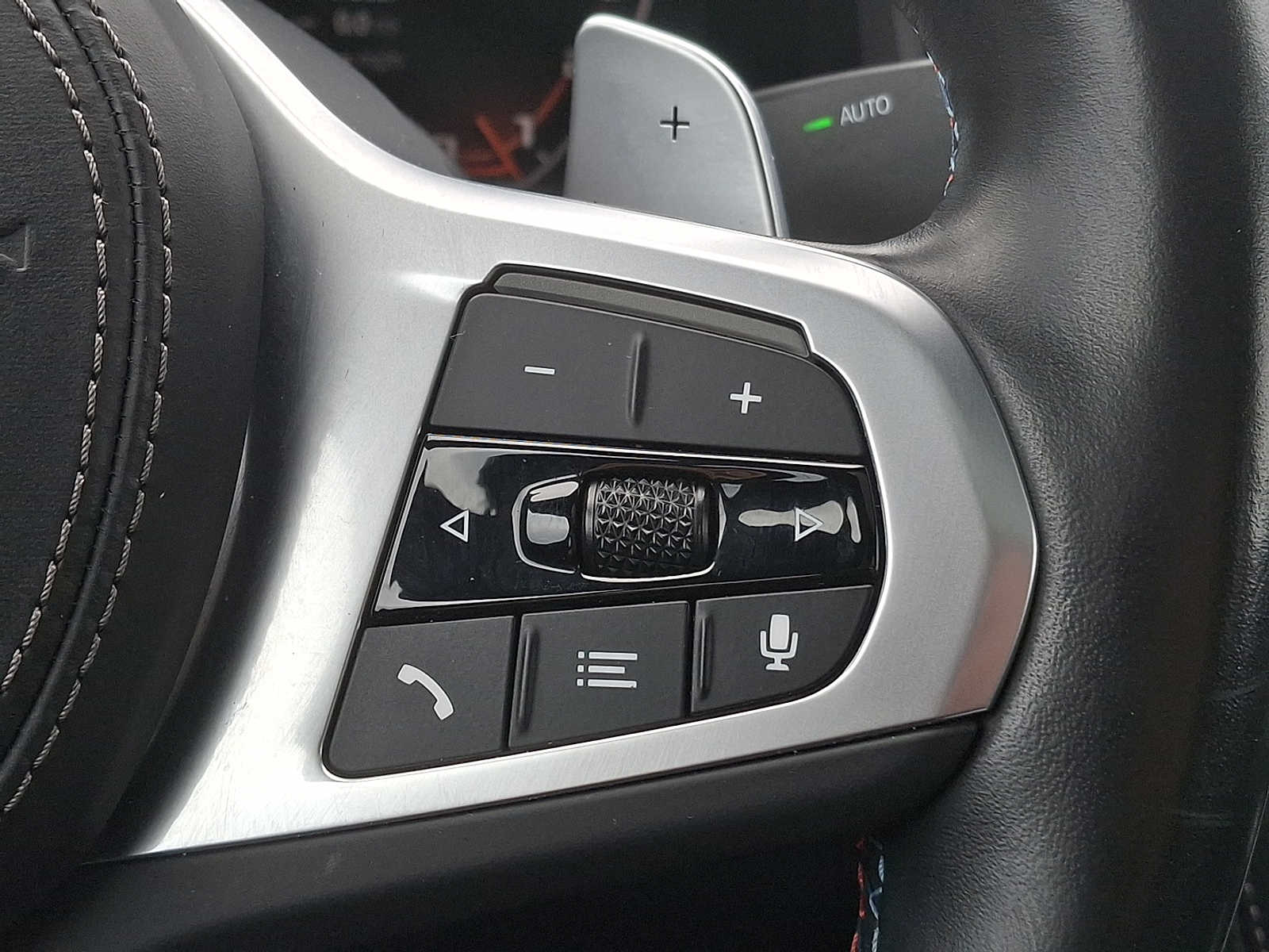 Thumbnail: 2023 BMW 8 Series - 20