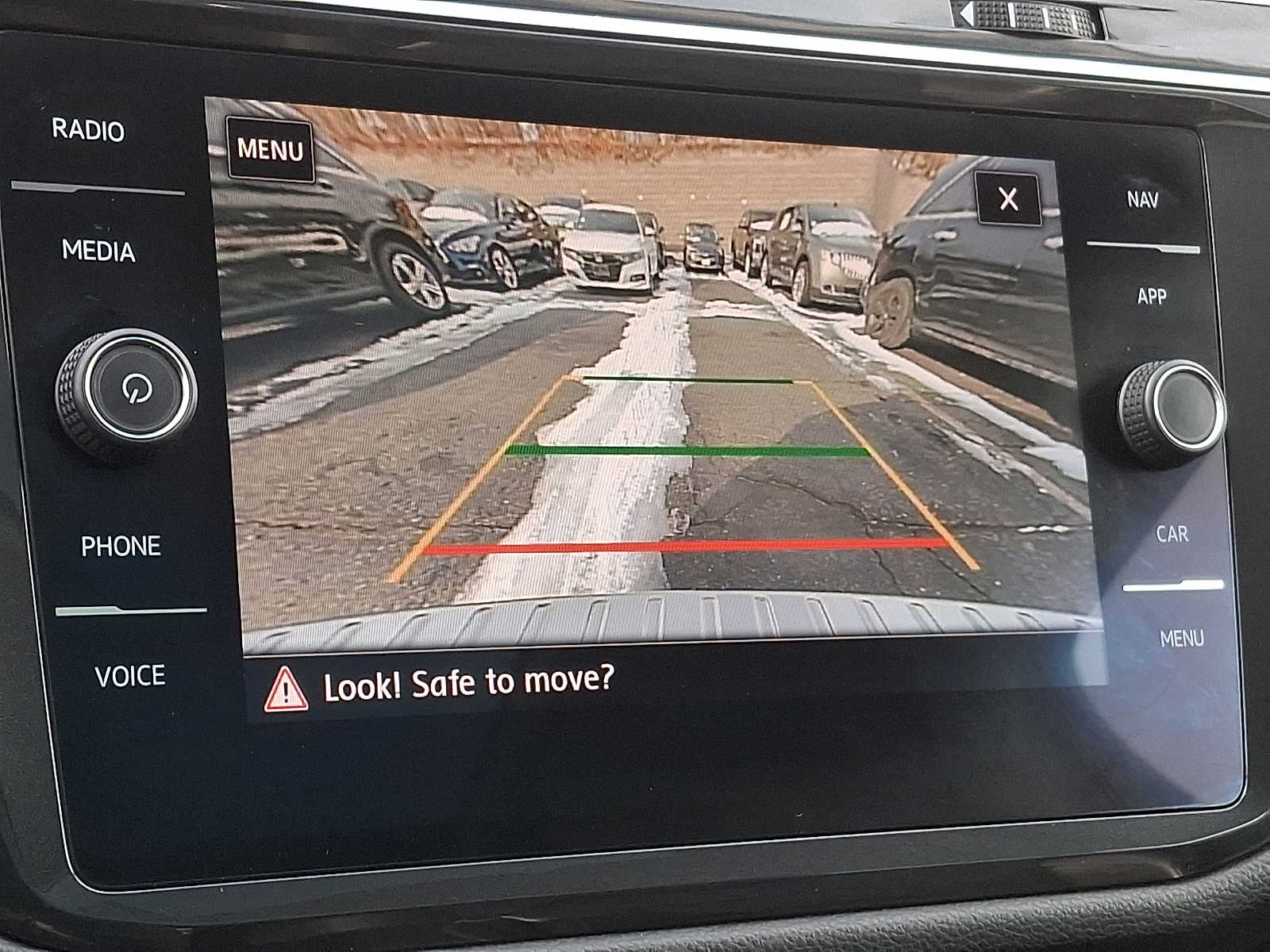 Thumbnail: 2019 Volkswagen Tiguan - 18