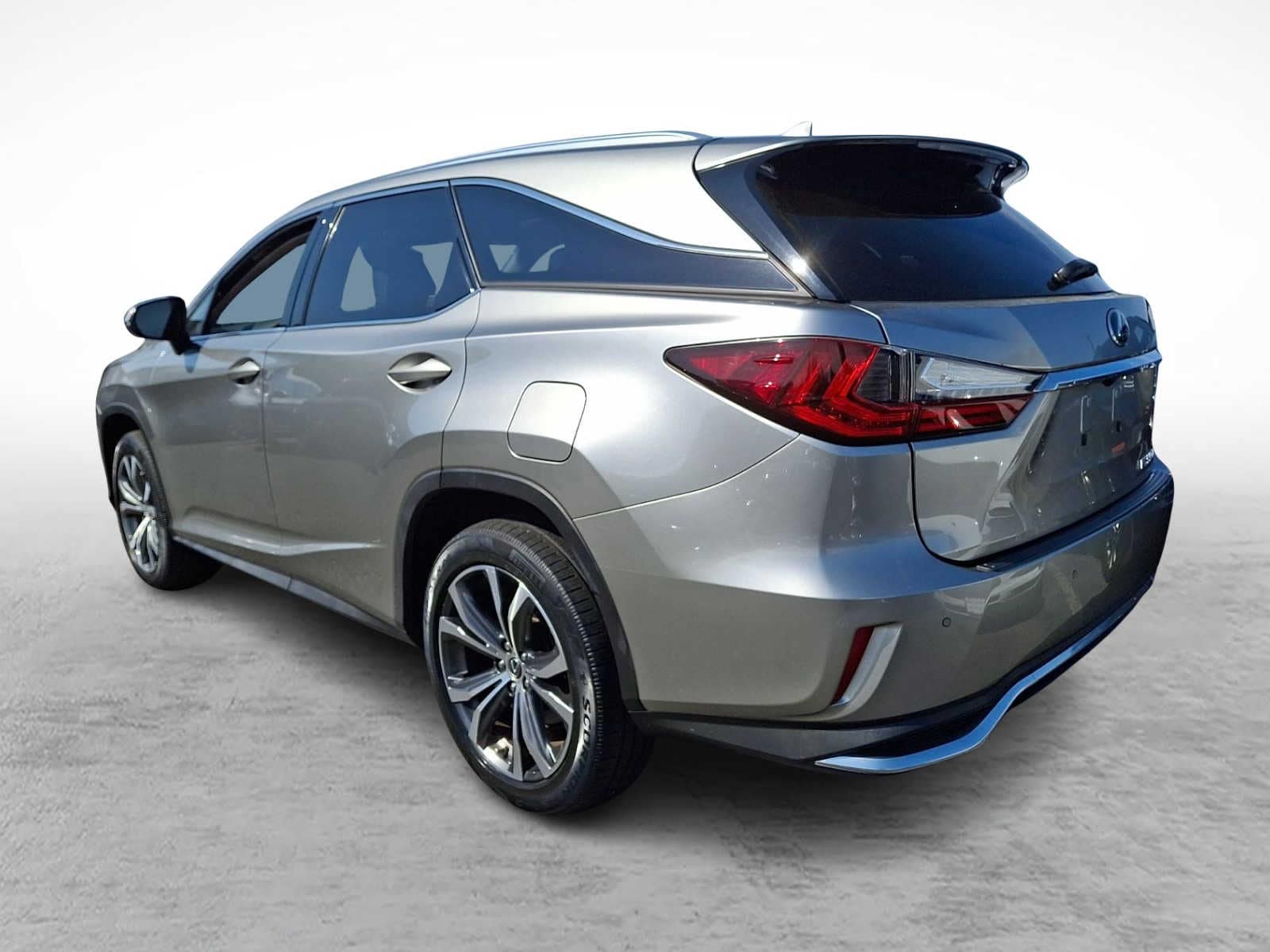 Thumbnail: 2018 Lexus RX - 5