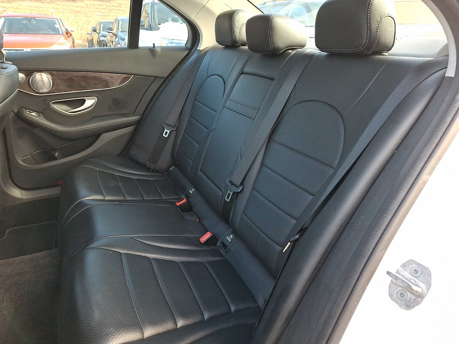 Thumbnail: 2017 Mercedes-Benz C-Class - 8