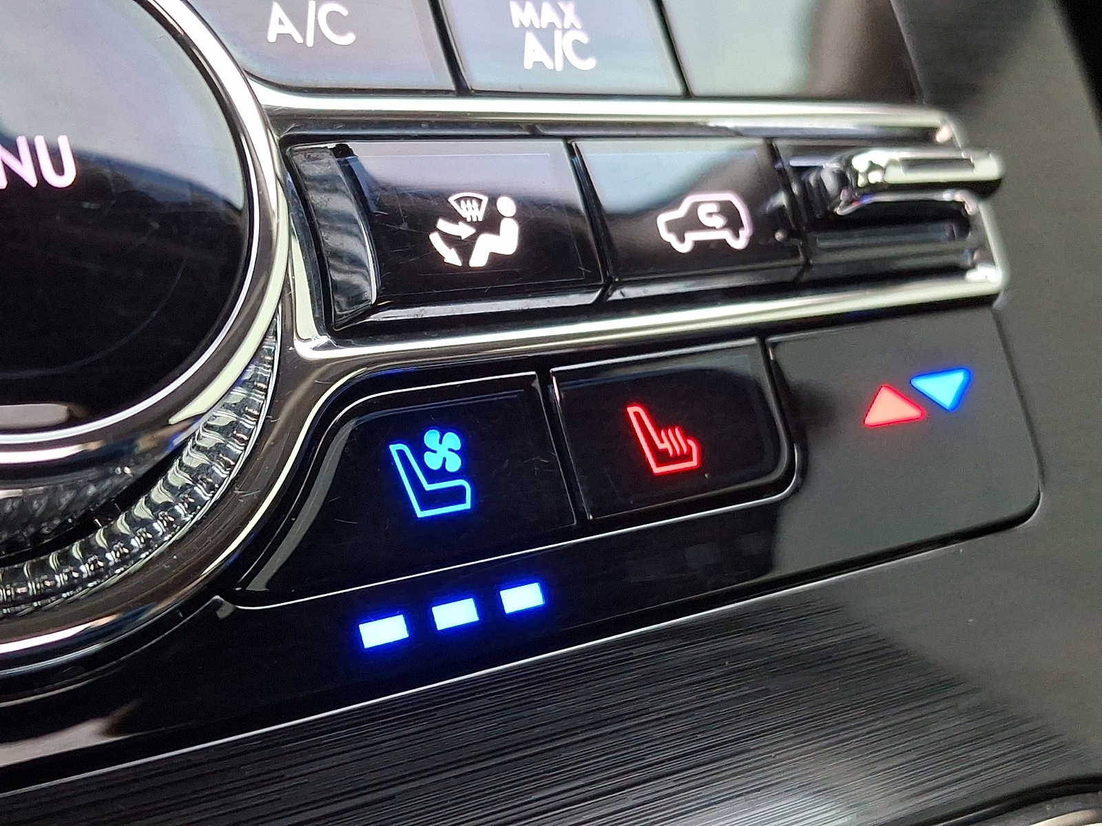 Thumbnail: 2021 Lincoln Nautilus - 22