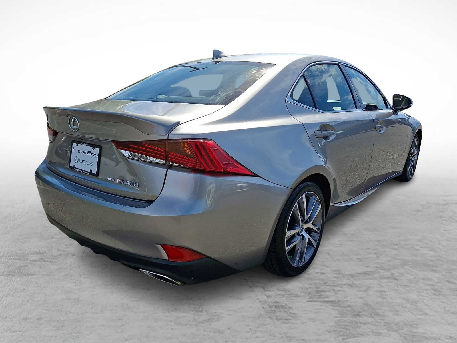 Thumbnail: 2020 Lexus IS - 4