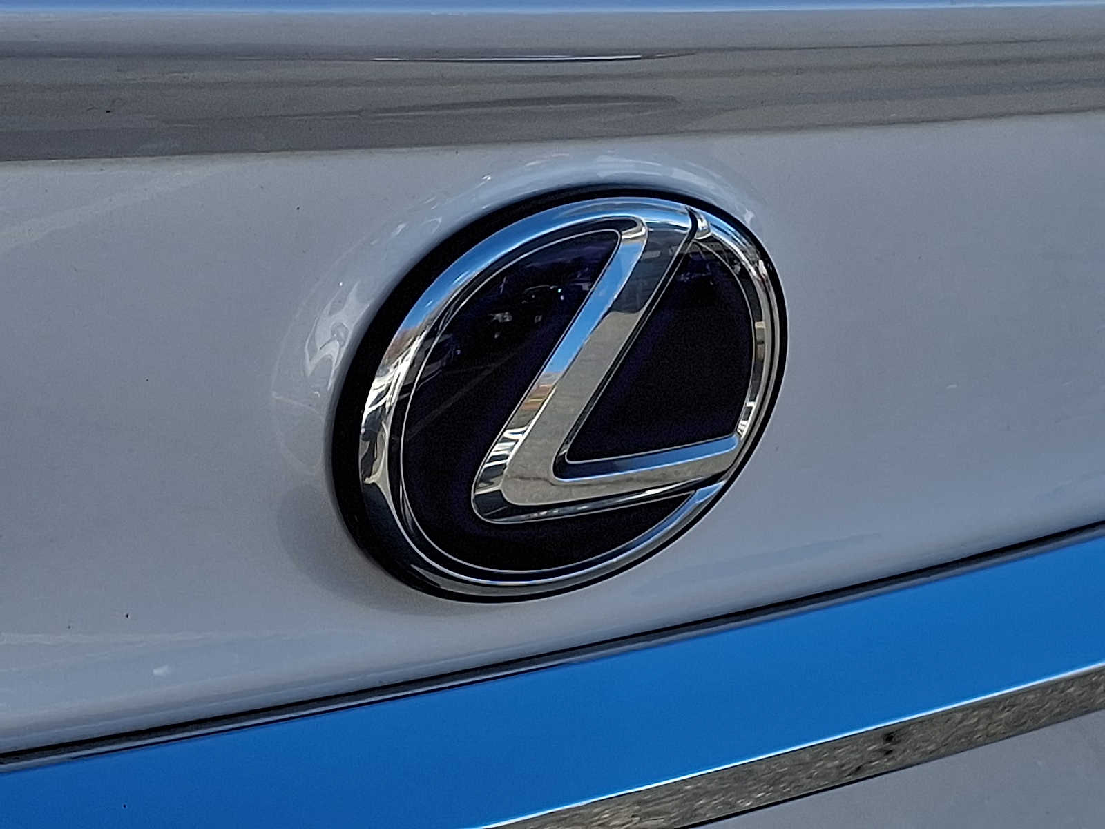 Thumbnail: 2017 Lexus ES - 29