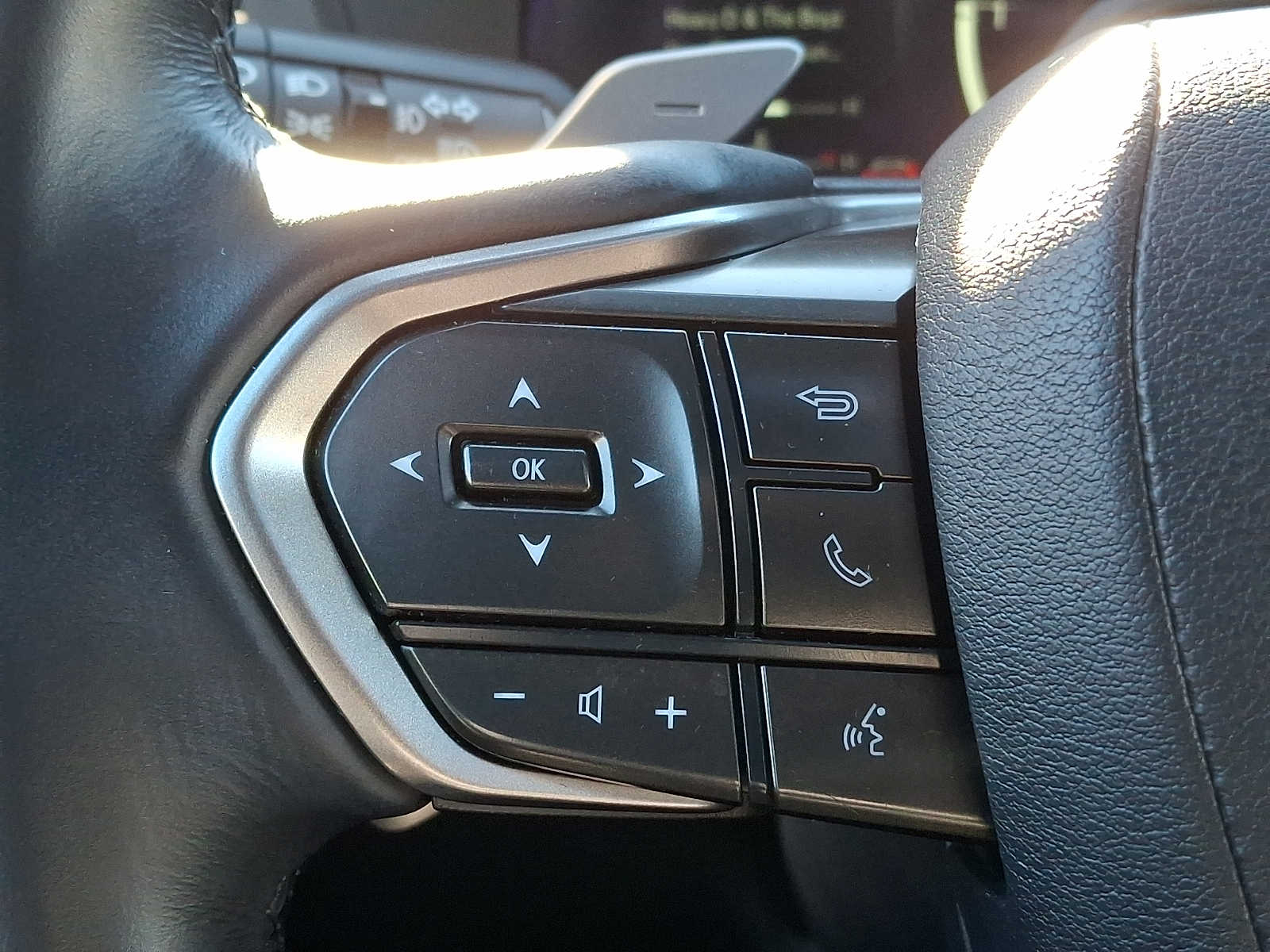 Thumbnail: 2024 Lexus GX - 17