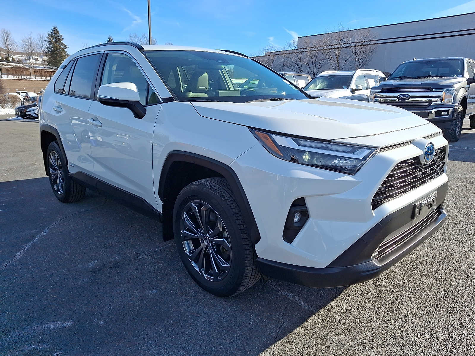 Thumbnail: 2022 Toyota RAV4 - 2