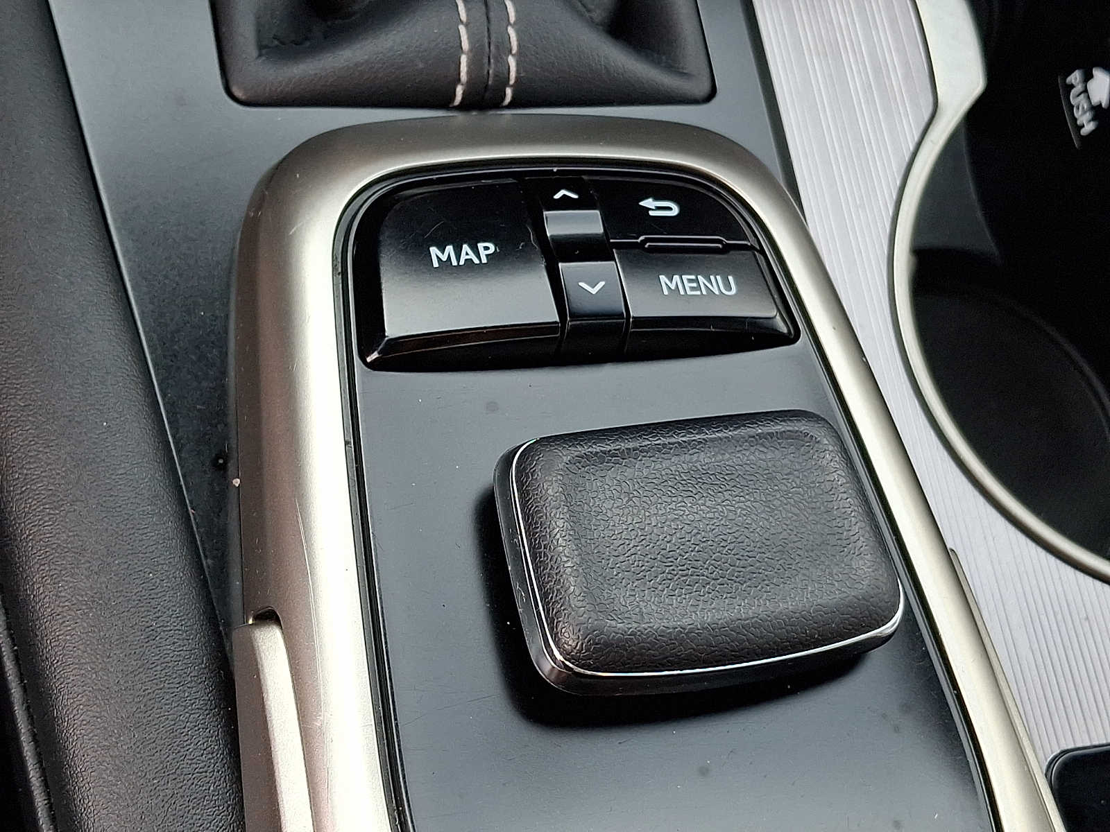 Thumbnail: 2019 Lexus RX - 23