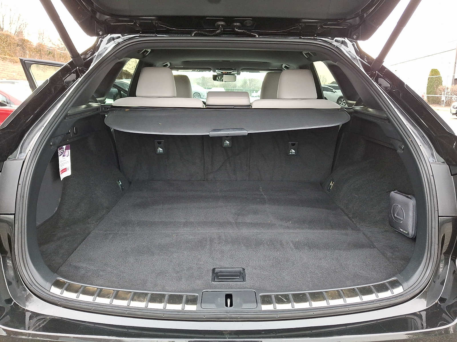 Thumbnail: 2023 Lexus RX - 23