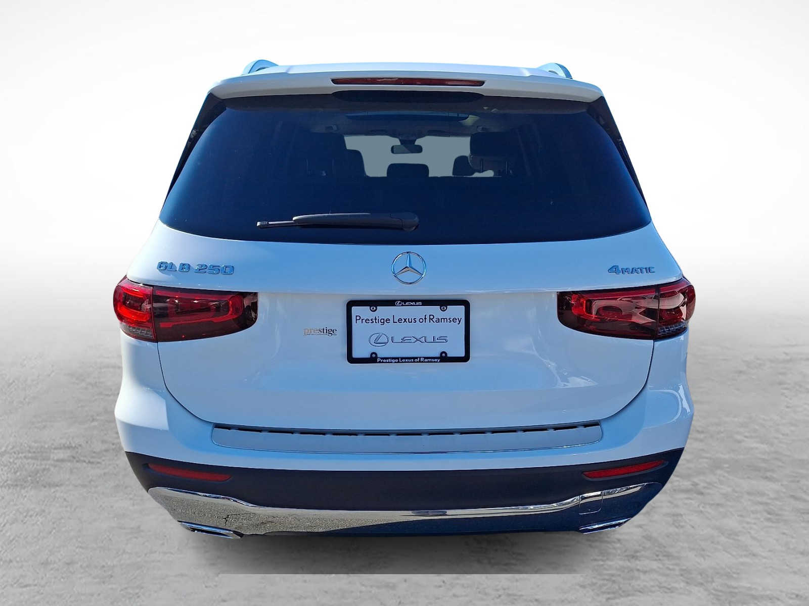 Thumbnail: 2022 Mercedes-Benz GLB - 5