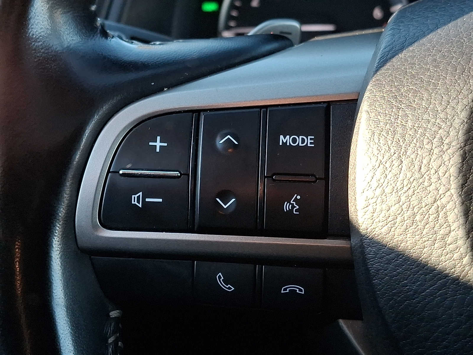 Thumbnail: 2022 Lexus RX - 19