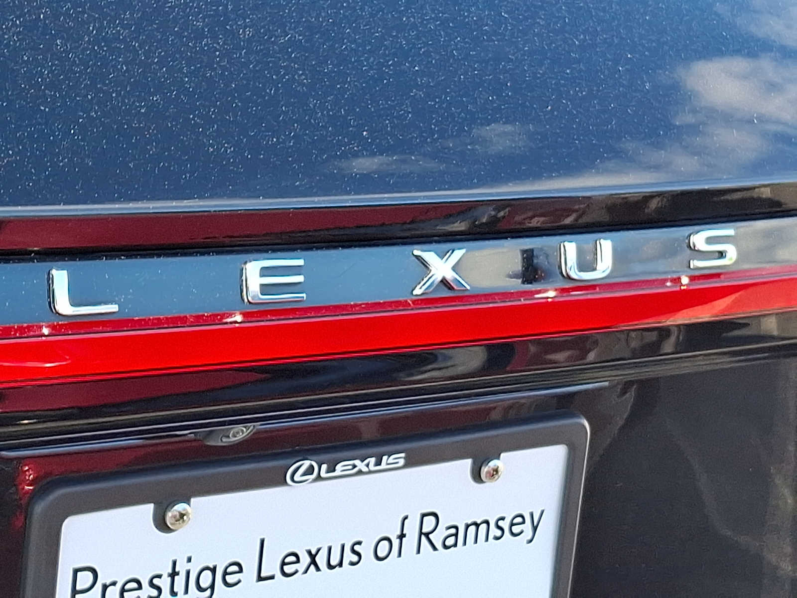 Thumbnail: 2024 Lexus RX - 29