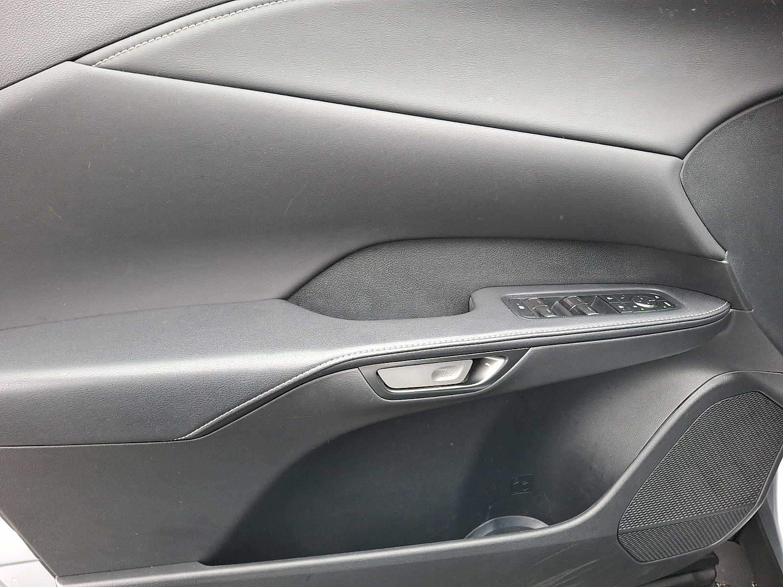 Thumbnail: 2023 Lexus RX - 8