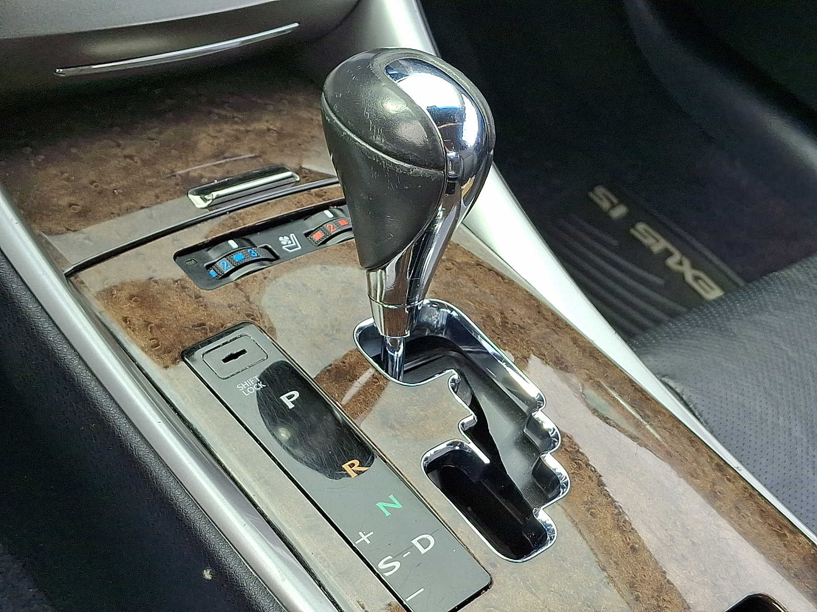 Thumbnail: 2010 Lexus IS - 13
