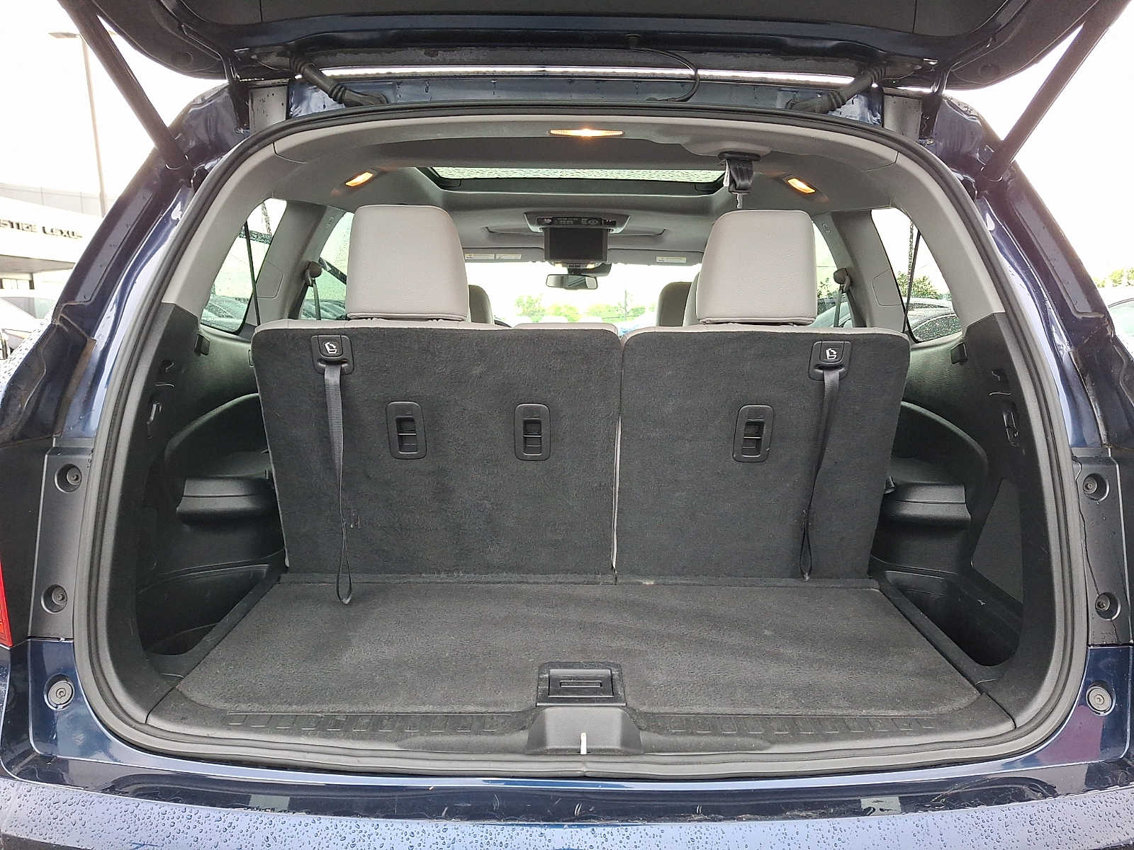 Thumbnail: 2017 Honda Pilot - 27