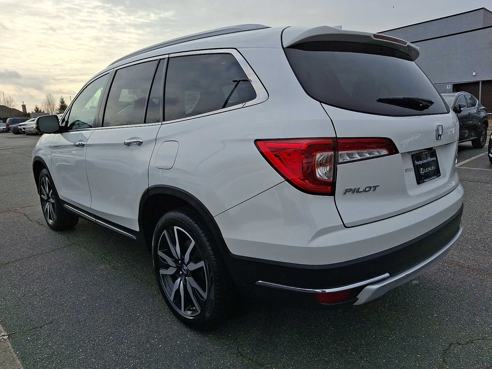 Thumbnail: 2021 Honda Pilot - 7