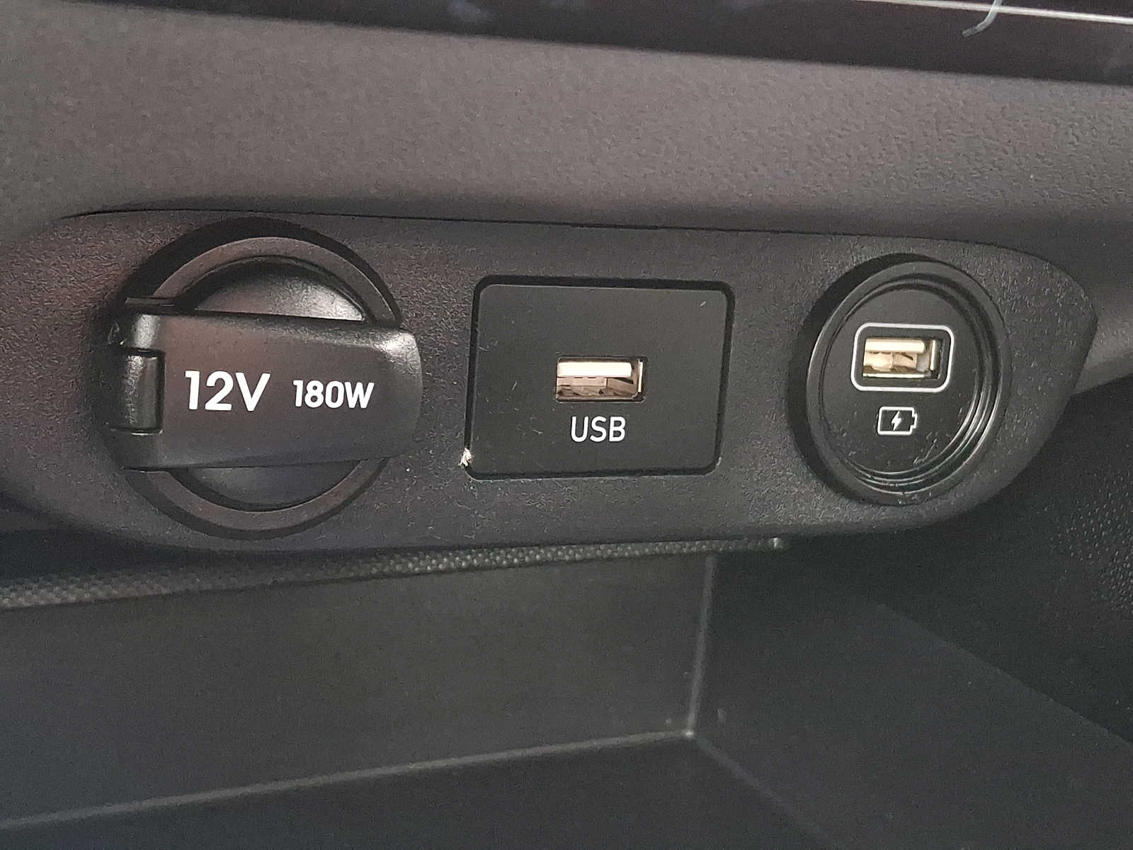 Thumbnail: 2023 Hyundai Elantra - 21