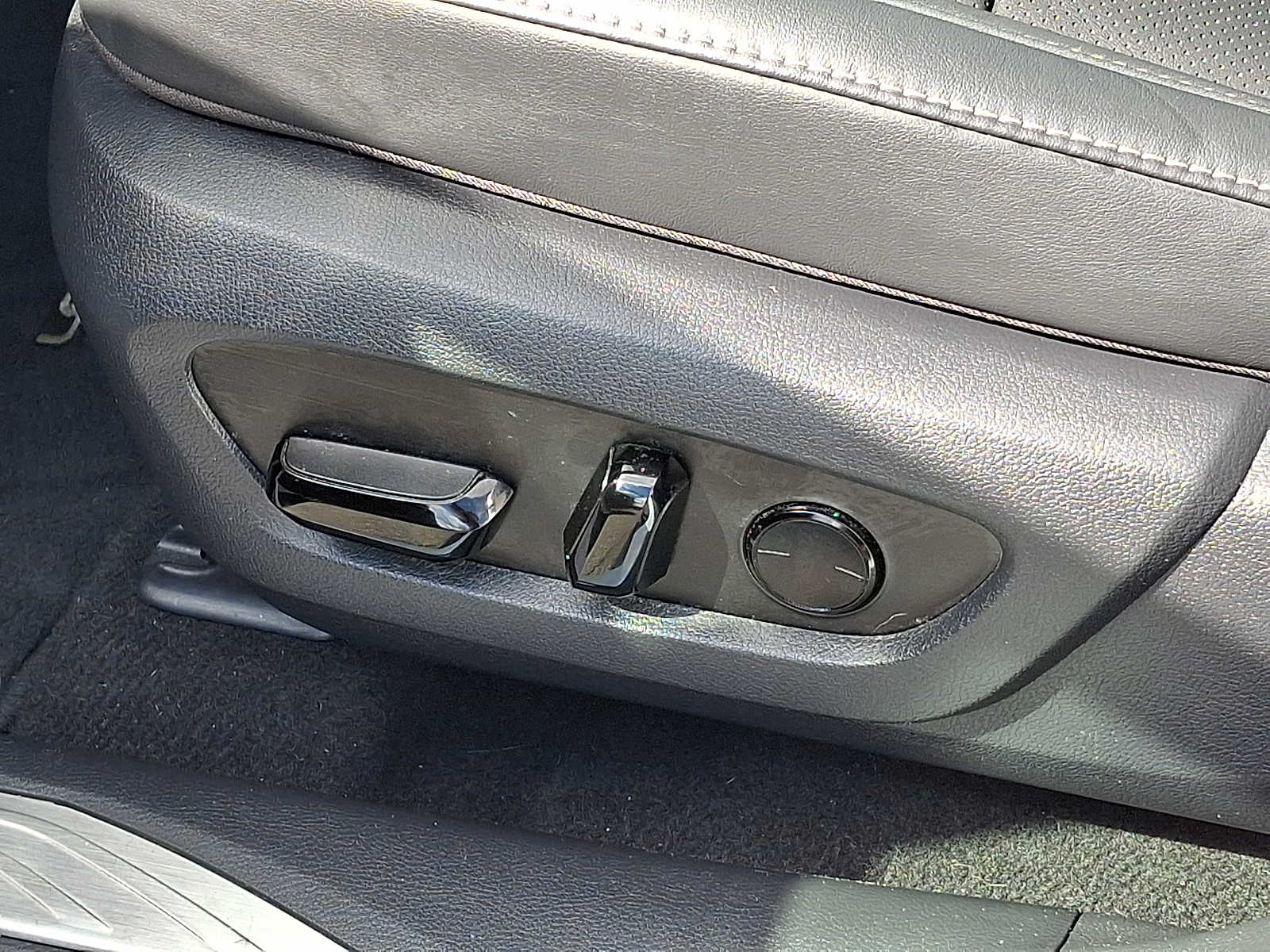 Thumbnail: 2024 Lexus RX - 11