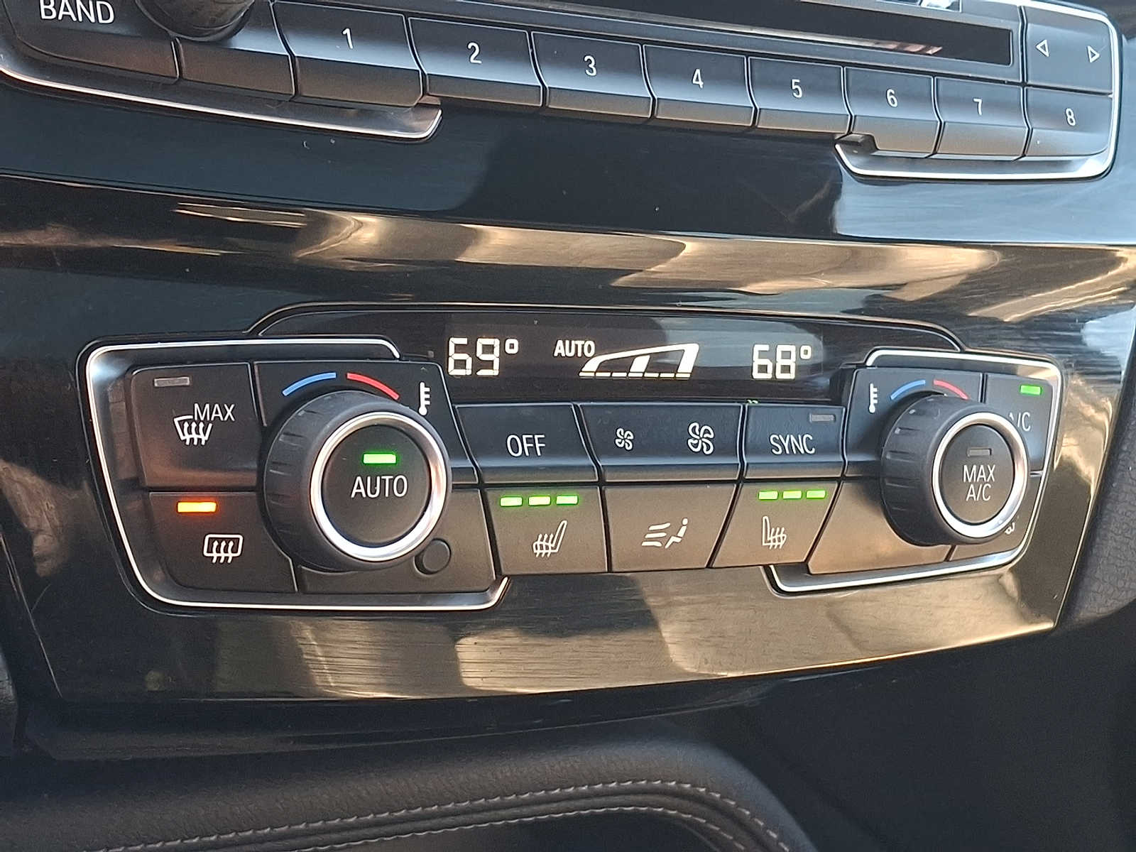 Thumbnail: 2019 BMW X1 - 15