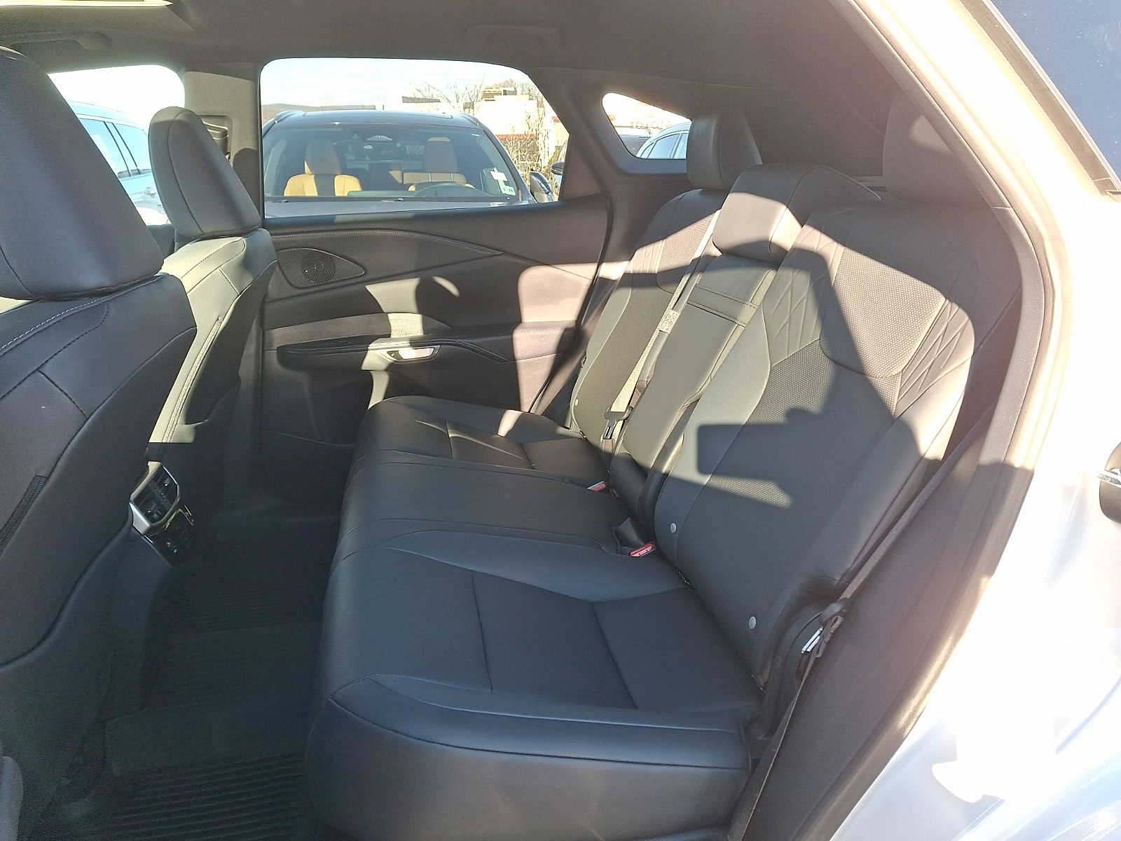 Thumbnail: 2025 Lexus RX - 7