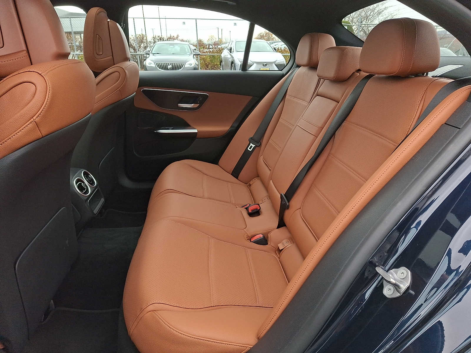 Thumbnail: 2023 Mercedes-Benz C-Class - 9