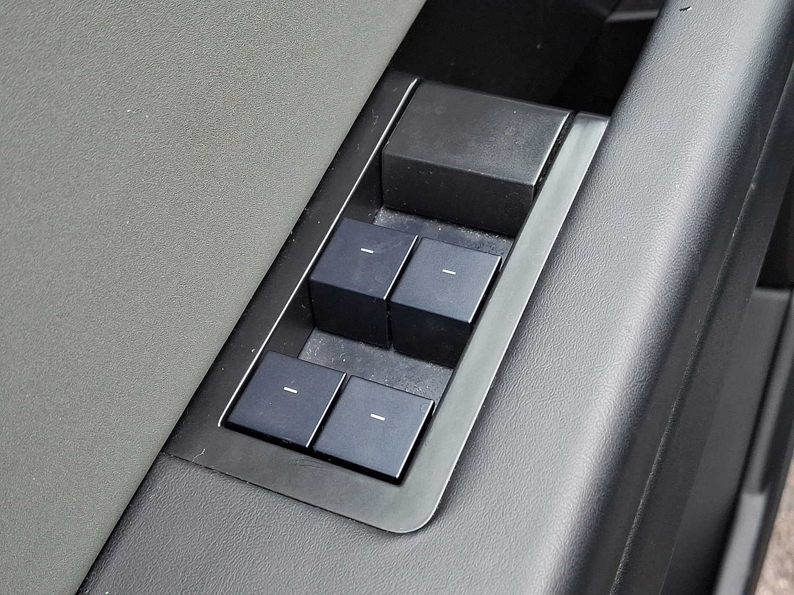 Thumbnail: 2025 Tesla Cybertruck - 23