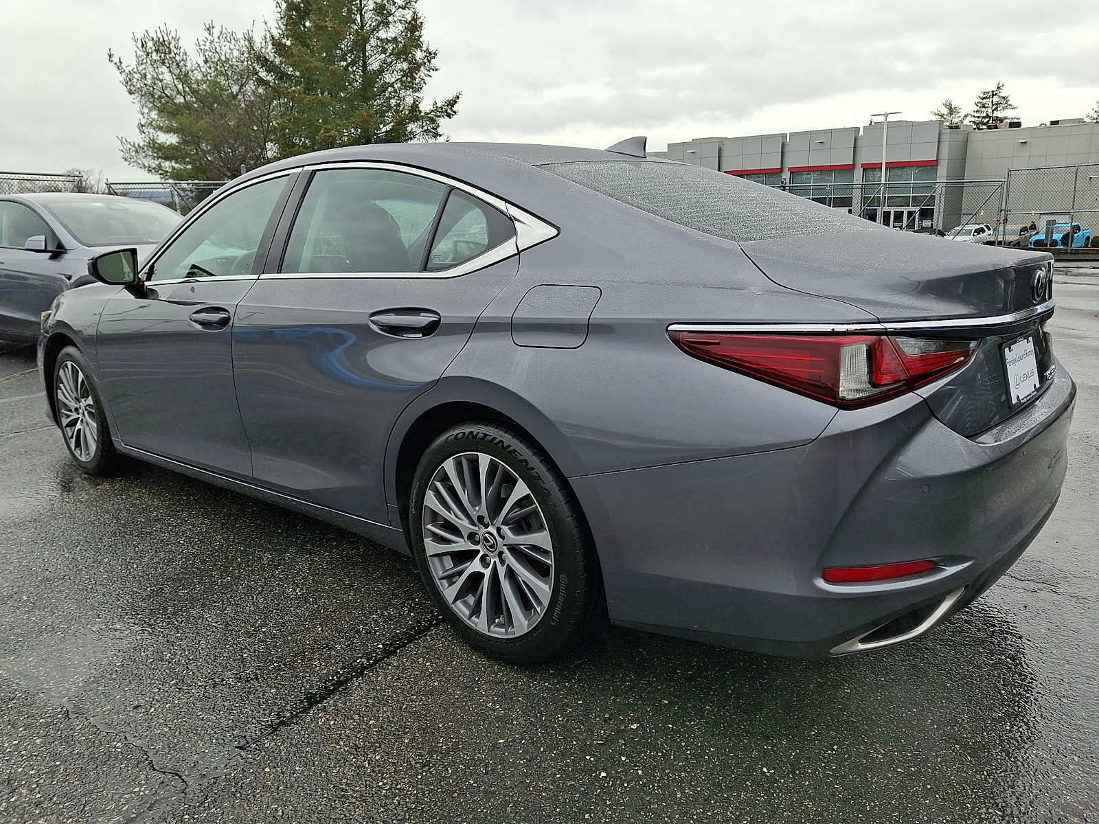 Thumbnail: 2020 Lexus ES - 6