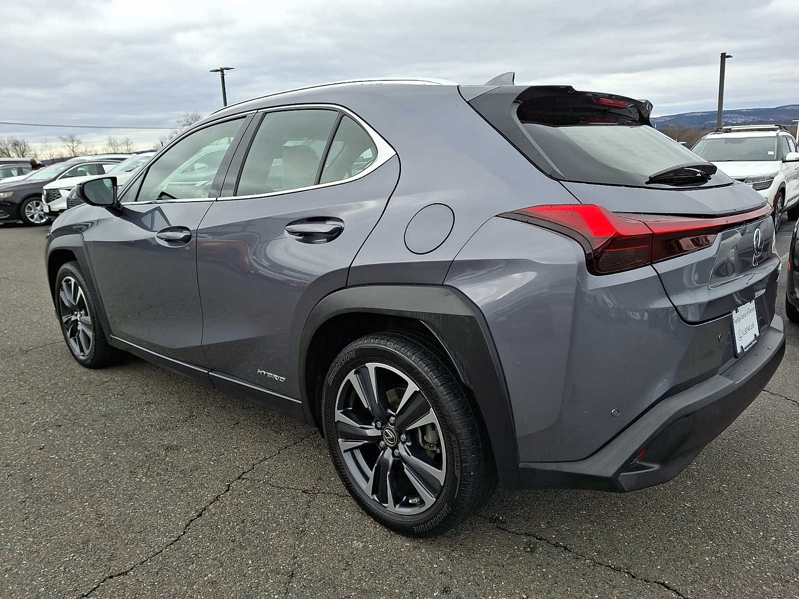 Thumbnail: 2021 Lexus UX - 6