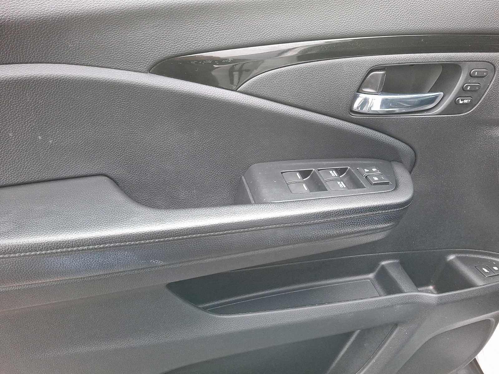 Thumbnail: 2021 Honda Pilot - 12